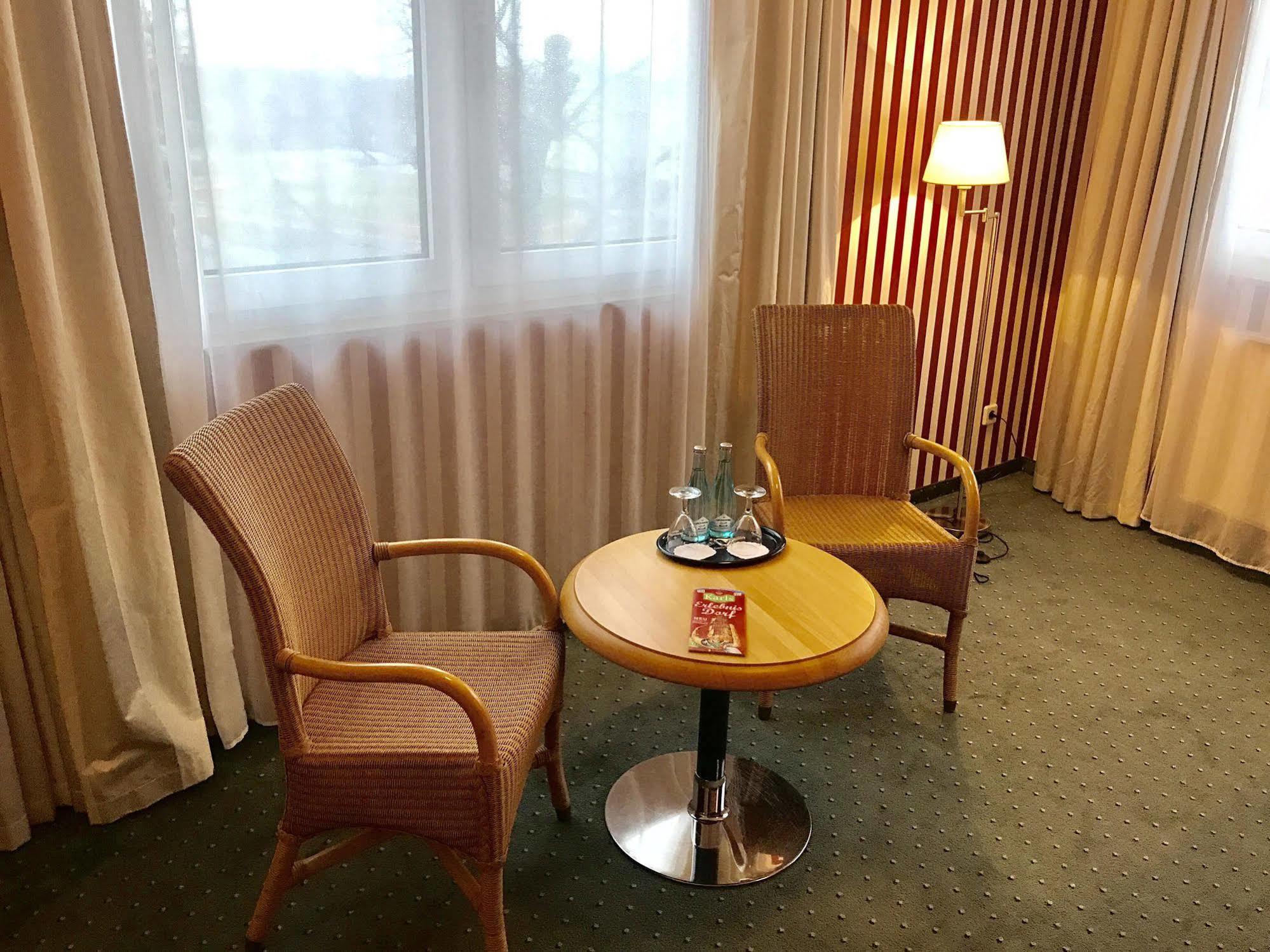 Hotel Berlin - Greenline Hotel Цосен Екстериор снимка